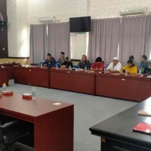 RDP  Terkait Retribusi Pasar Tetap Naik Dan  Perda Tetap Diberlakukan,Begini Penjelasan Assiten 2 !