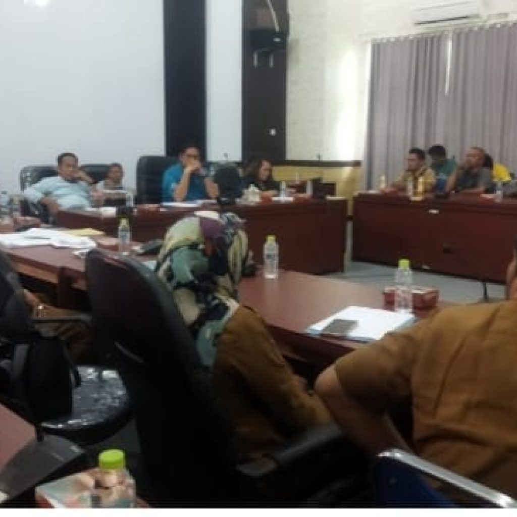 Komsi  I DPRD  Gelar RDP Terkait Pemberhentian Kader  Desa Nipa, Lahirkan 4 Rekomendasi Berikut Isinya !