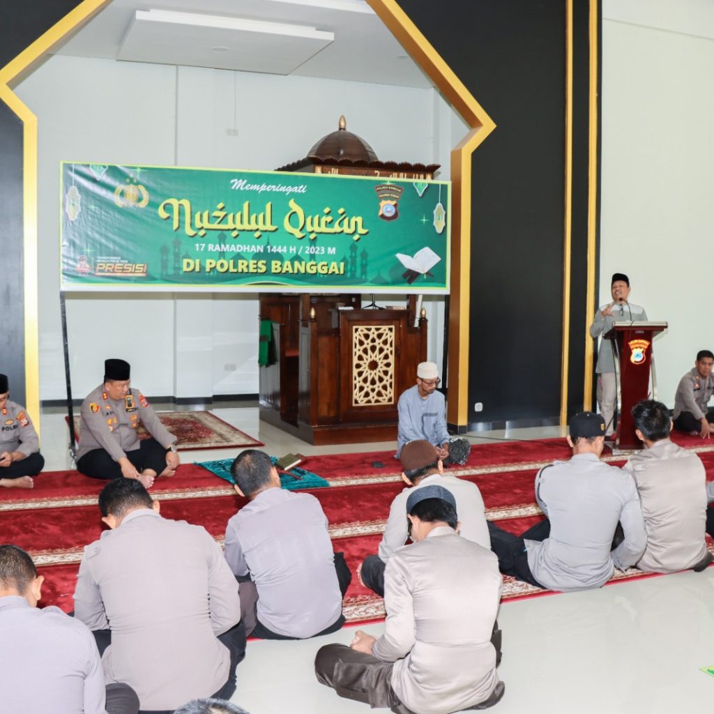 Polres  Banggai  Gelar Peringatan  Nuzul Qur,an  di Mesjid Ar-Rahman Mapolres Banggai