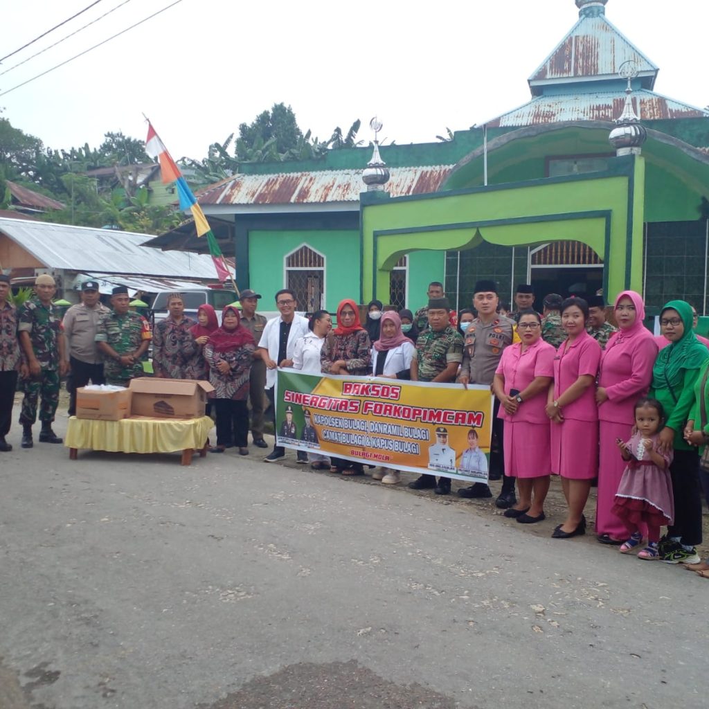 750 Paket Takjil Dibagikan Forkopimcam Bulagi Saat Laksanakan Baksos Sinergitas