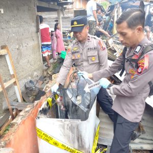 Dugaan Kosleting Listrik Pada Mesin Cuci, Mengakibatkan Kebakaran Di Jole