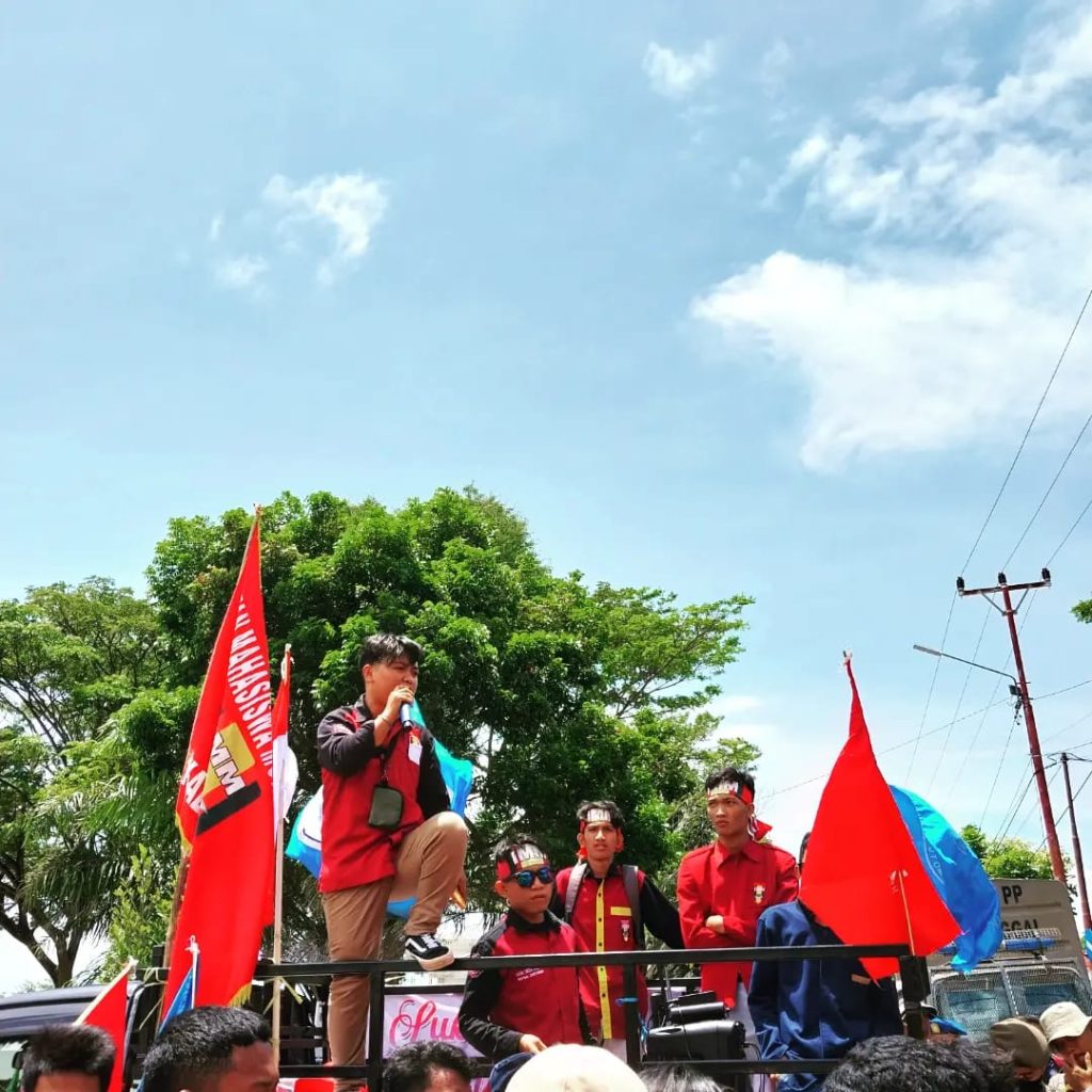 IMM  Fakultas Hukum Unismuh Luwuk Mengencam Tindakan Provokatif Pegawai BRIN