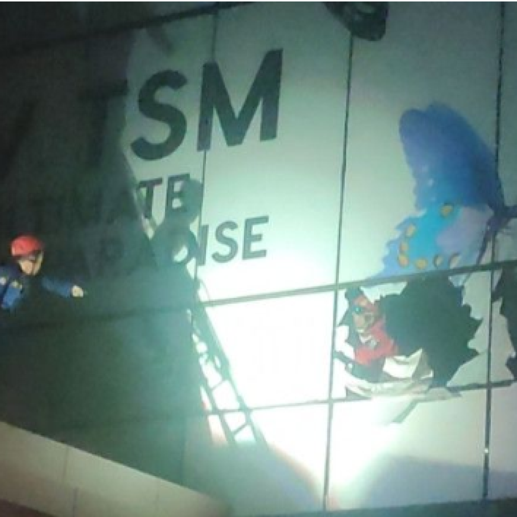 Trans Studio Mal Makassar Terbakar Hingga Pengunjung Berhamburan