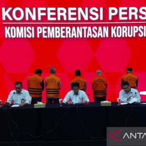 KPK Tahan Lima Mantan Anggota DPRD Jambi