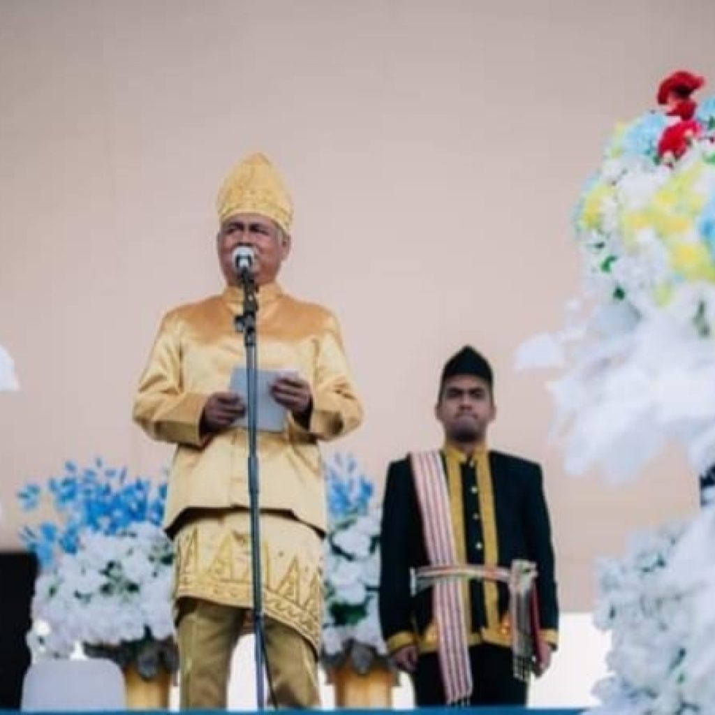Sekda Kabupaten Banggai  Jadi Inspektur Upacara Hardiknas