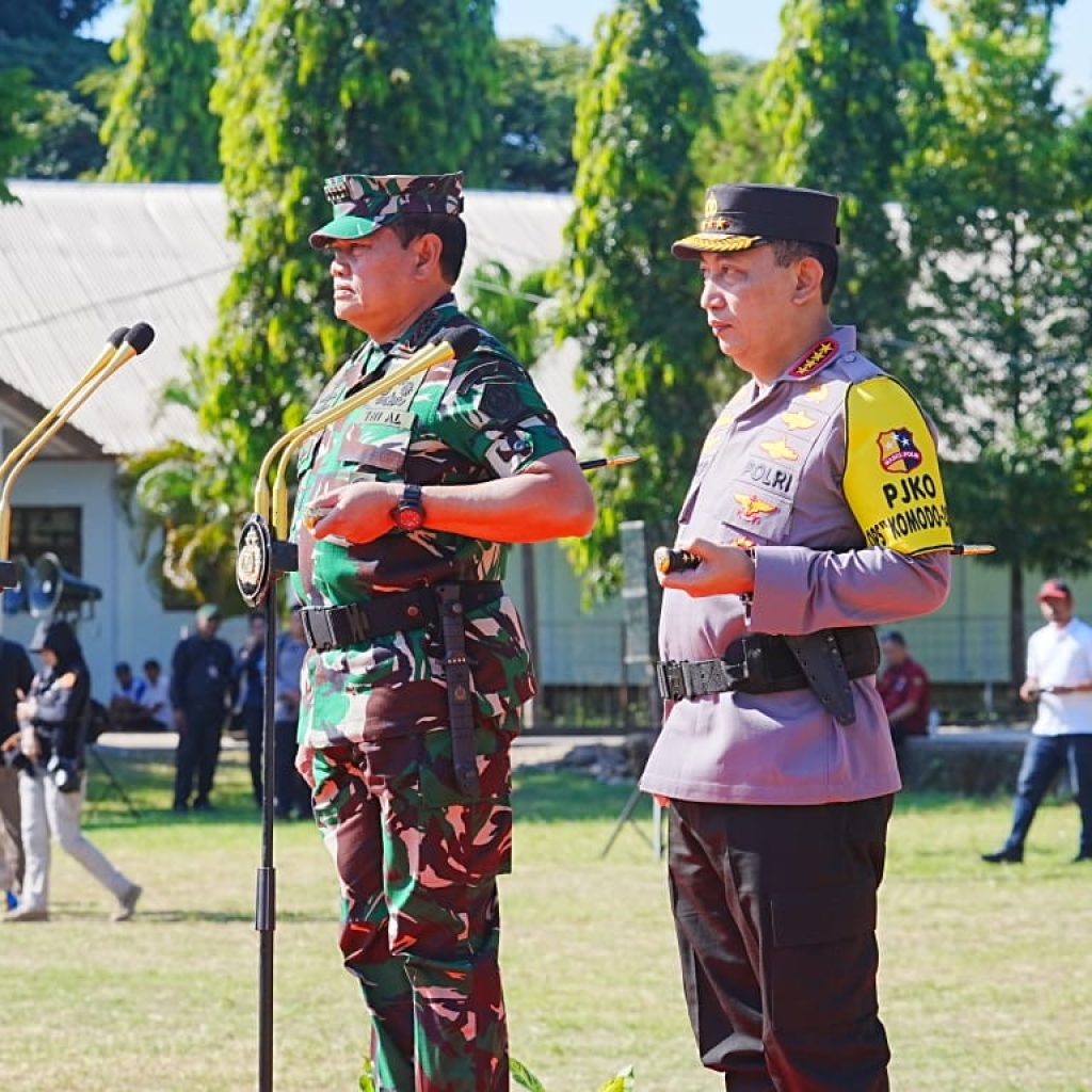 Kapolri dan Panglima Tegaskan TNI-Polri Bersinergi dan Solid Amankan KTT ASEAN