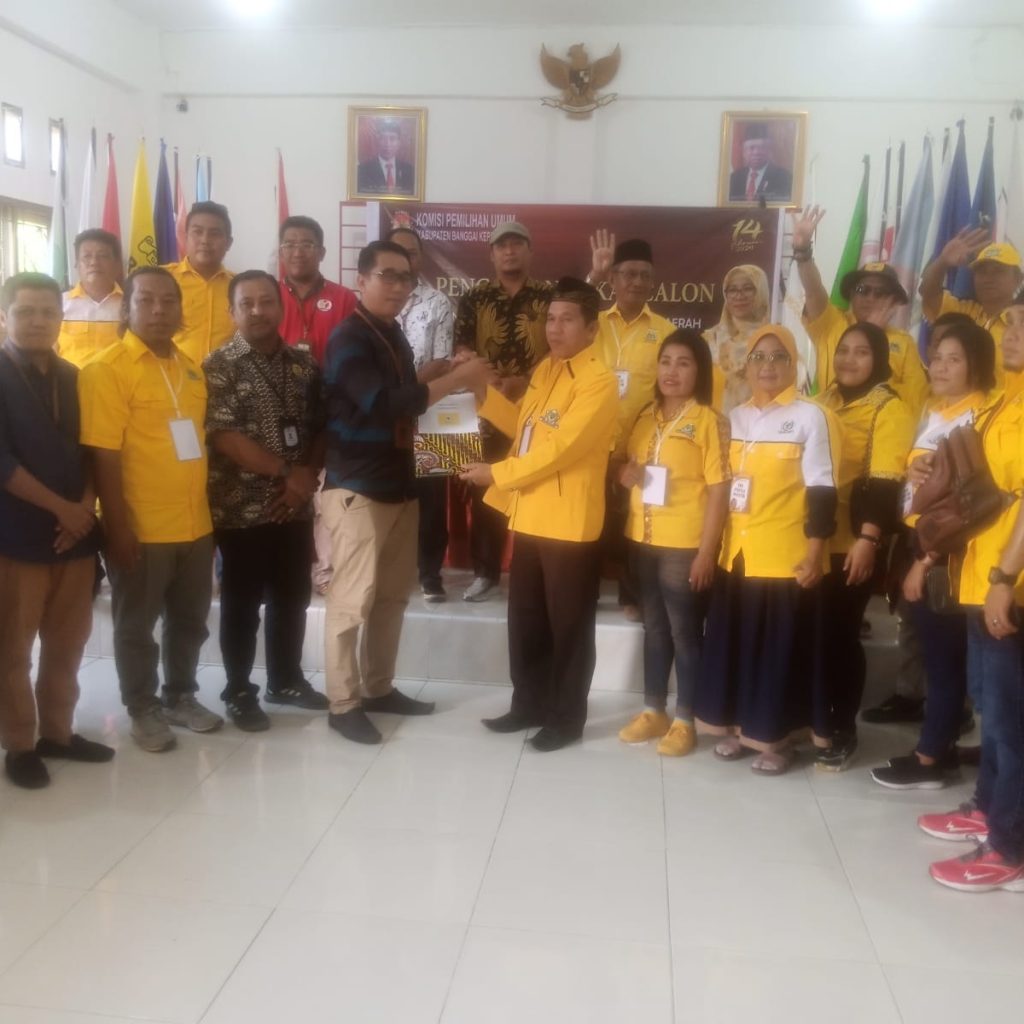 Golkar Pendaftar Keempat Belas Caleg Di KPUD Bangkep