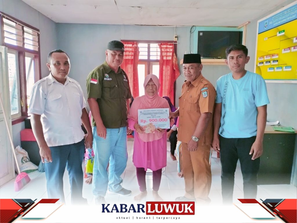 BLT Desa Kautu disalurkan