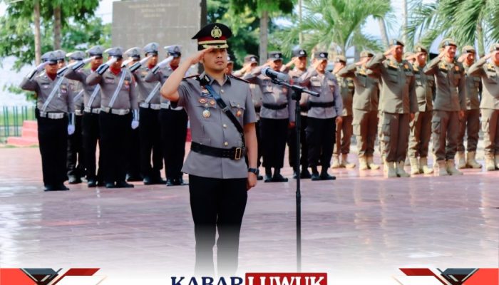 Peringatan Hari Bhayangkara ke 77 : Polres Banggai Mengenang Pahlawan Dengan Ziarah dan Tabur Bunga di TMP