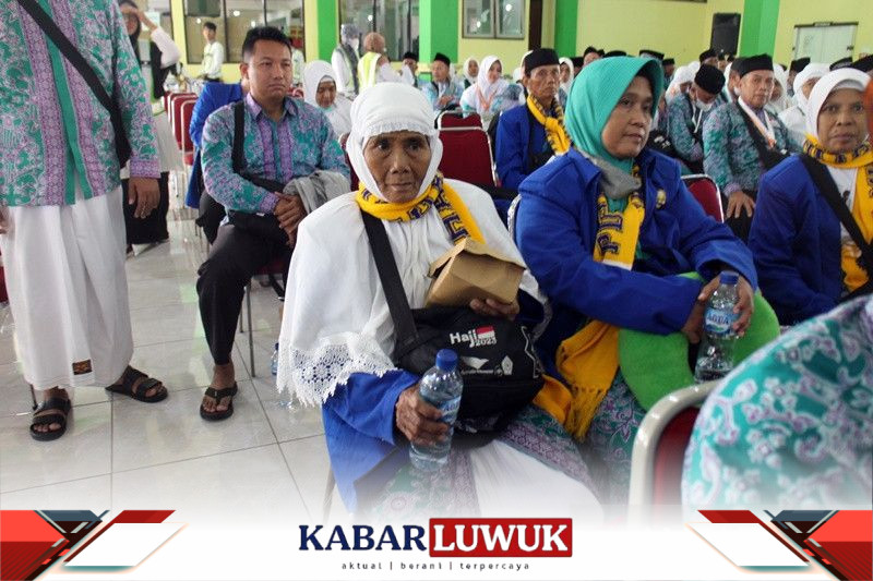 Jual Sapi Suminah Naik Haji di Usia 103 Tahun