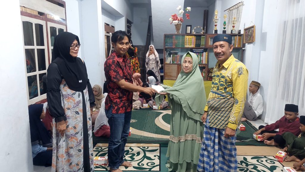PT PAU Beri Santunan dan Bingkisan Kepada Anak Yatim Wujud Kepedulian