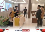Ketua Bawaslu Banggai  Lantik  Salman Sulaiman Sebagai  PAW Anggota Panwaslu Kecamatan Luwuk Timur
