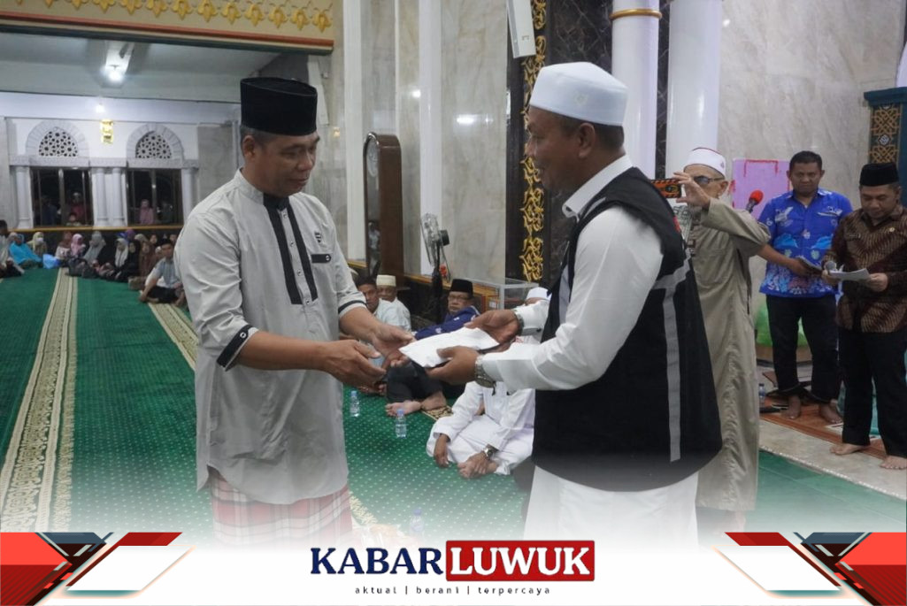 Ketua Kloter 9 Jamaah Haji Banggai Sumbangkan Rp 8,730,000 untuk Pembangunan Masjid An Nur Luwuk