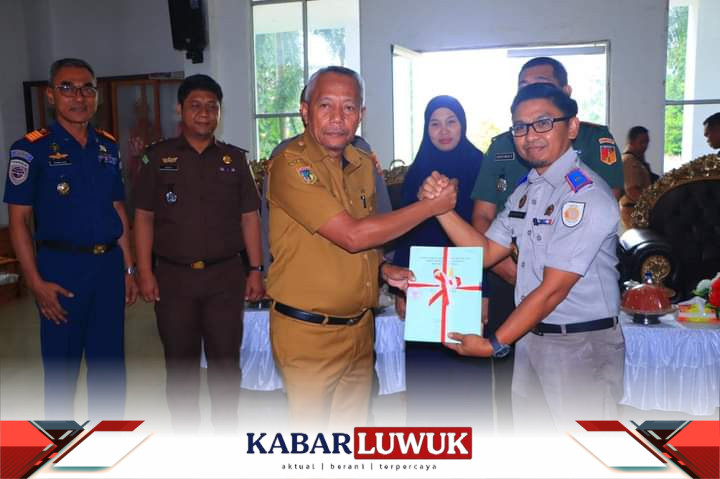 Pemerintah Daerah Kabupaten Banggai Laut Terima Sertifikat Tanah Dari BPN Untuk Percepat Pembangunan