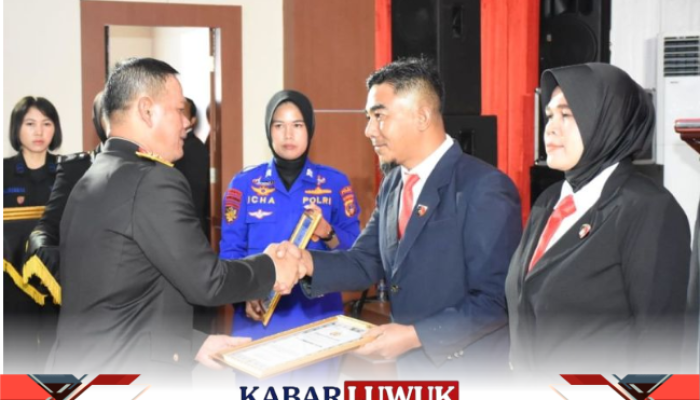 Polda Sulteng Berikan Penghargaan kepada 45 Personel Berprestasi