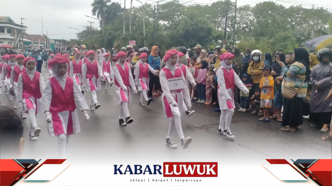 Gerak Jalan SD Meriahkan Peringatan Hari Kemerdekaan RI ke-78 di Kabupaten Banggai