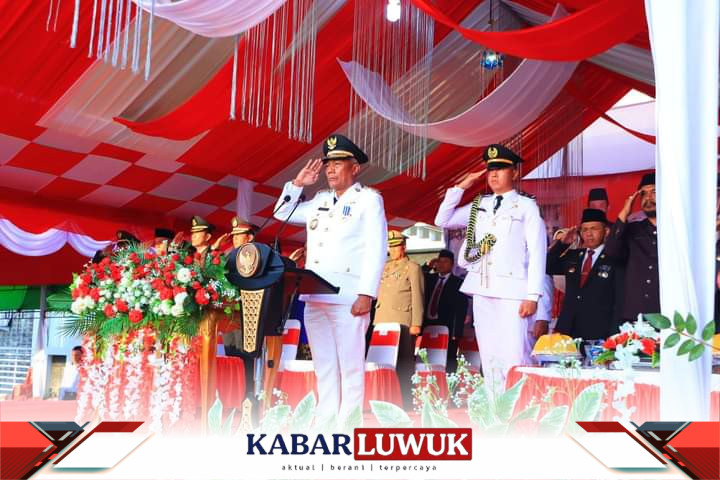 Banggai Laut menjadi pusat perhatian saat Inspektur Upacara Penurunan Bendera Merah Putih mengakhiri hari dengan kemegahan