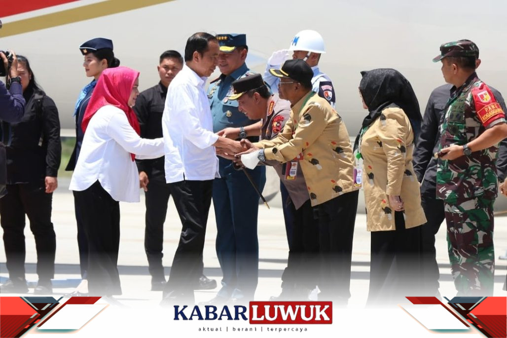 Gubernur H.Rusdy Mastura Sambut Kedatangan Presiden Jokowi