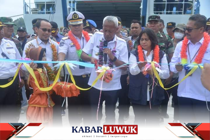KMP. Tanjung Api,Menghubungkan Banggai dan Kaukes, Meningkatkan Ekonomi Lokal