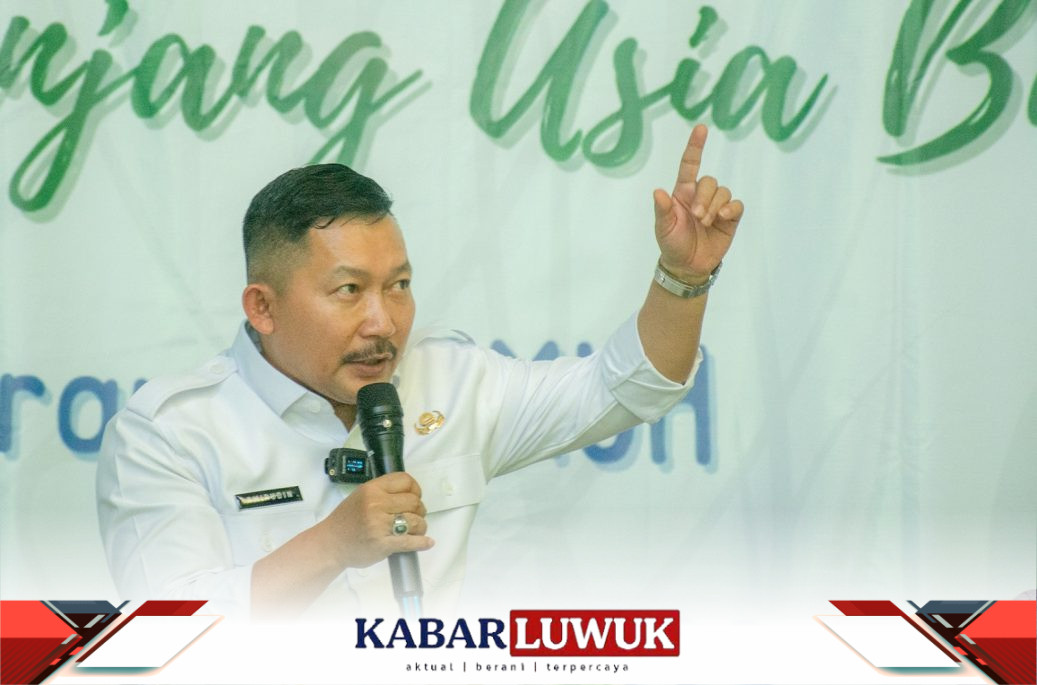 BUPATI BANGGAI BERIKAN MATERI BERTAJUK "TANTANGAN DAN HARAPAN" PADA KULIAH UMUM UNISMUH LUWUK