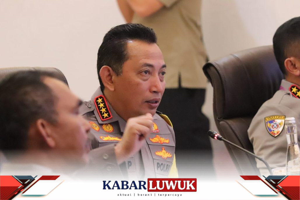 Kapolri Jenderal Listyo Sigit Evaluasi Pengamanan KTT Asean di Posko Command Center
