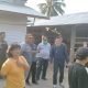 Kepala Dinas Peternakan dan Kesehatan Hewan Kabupaten Banggai, Pupung bersama Tim Saat melakukan peninjauan langsung di RPH Simpong