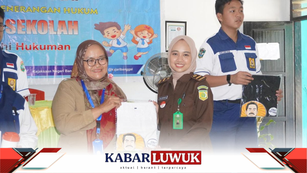 Tim Penerangan Hukum setempat telah sukses melaksanakan program "Jaksa Masuk Sekolah" di SMP Negeri 3 Luwuk