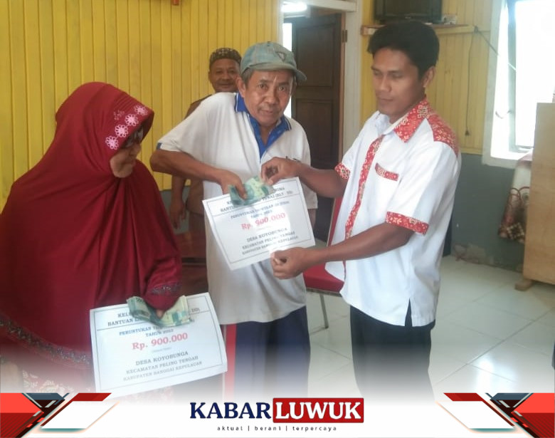Pemdes Koyobunga Salurkan BLT Tahap III Bagi 26 KPM