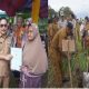 Bupati Amirudin mengajak semua yang hadir untuk tidak hanya menanam pohon