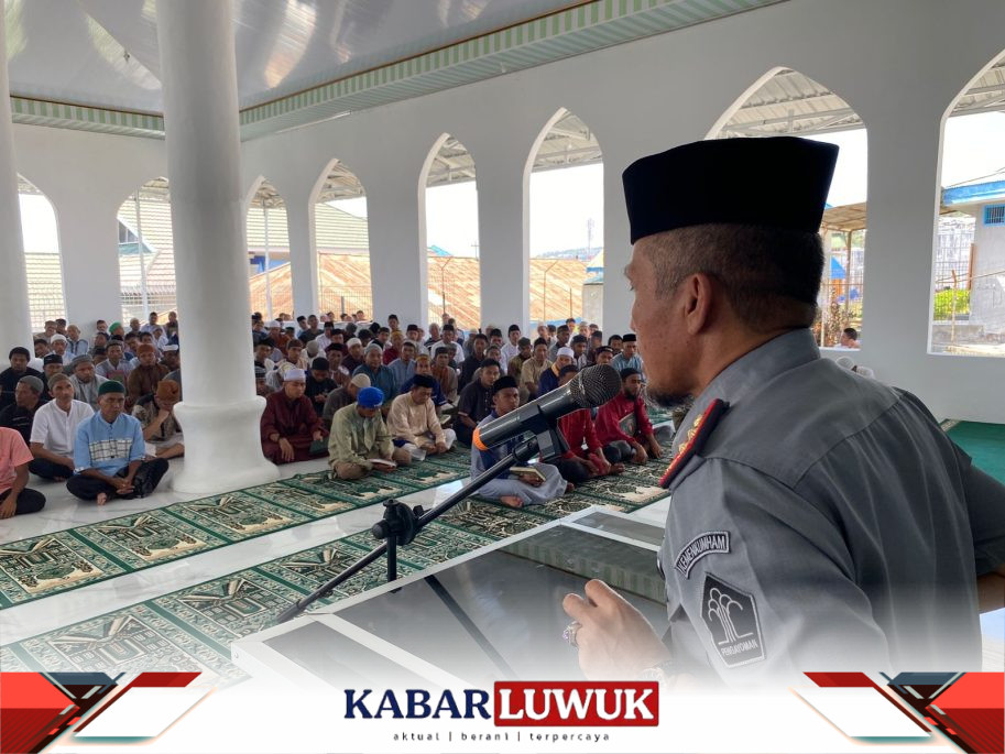 PLT. Kalapas Luwuk Kelas II B, Syahruddin, S.sos, SH, MH, kegiatan ini bertujuan untuk menjalin silaturahmi baik antara warga binaan maupun seluruh pegawai Lapas