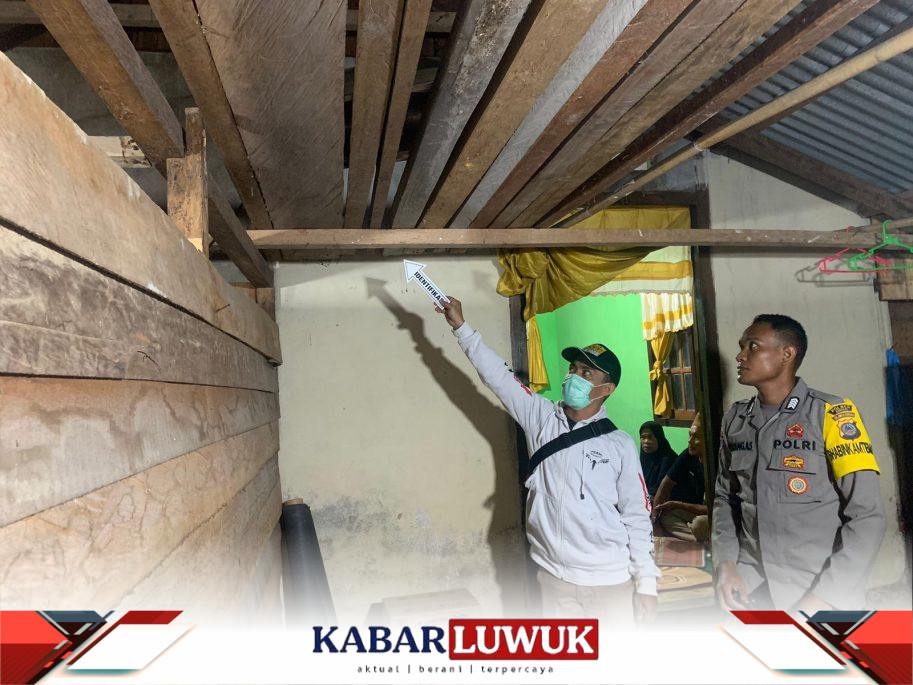 Polsek Luwuk Datangi TKP Warga Gantung Diri