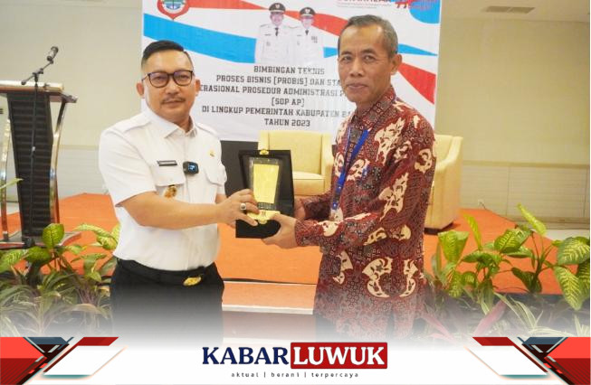 Bupati Banggai, Ir. H. Amirudin, M.M, telah menghadiri dan meresmikan secara resmi acara Bimbingan Teknis Proses Bisnis (ProBis) dan Standar Operasional Prosedur Administrasi Pemerintahan (SOP AP)