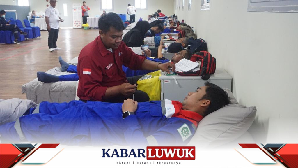 - PT Donggi-Senoro LNG (DSLNG) kembali menunjukkan komitmennya terhadap kemanusiaan dengan bekerjasama dengan Palang Merah Indonesia (PMI) Kabupaten Banggai dalam menggelar aksi donor darah yang sukses di Desa Uso, Kabupaten Banggai, Sulawesi Tengah
