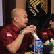 Kepala Divisi Keimigrasian Kantor Wilayah Hukum dan Ham Provinsi Sulawesi Tengah,Arief Hazairin Satoto saat memberikan arahan dihadapan Pegawai Imigrasi Kabupaten Banggai