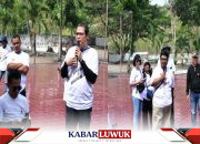 Job Tomori dan PWI Banggai Mengenang Pahlawan dalam Aksi Bersih Taman Makam