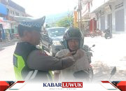 Satlantas Polres Banggai Gelar Edukasi Helm ‘KLIK’ untuk Mewujudkan Kamseltibcarlantas