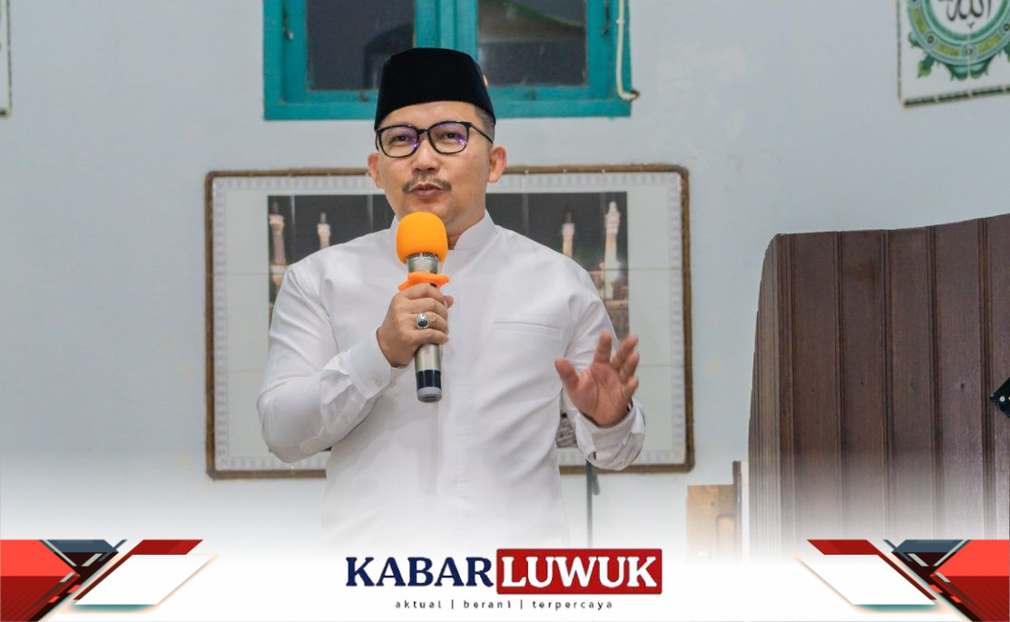 Bupati Kabupaten Banggai, Ir. H. Amiruddin, MM Saat memberikan arahan pada Safari Ramadhan Hari Kedua di kecamatan Pagimana