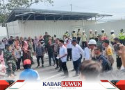 PT. PAU Didemo Warga Desa USO Kecamatan Batui Dengan Lakukan Pemalangan Jalan Demi Bus Sekolah