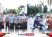 Kantor Imigrasi Banggai Bagikan Takjil Gratis, Sentuhan Kebaikan di Bulan Ramadhan