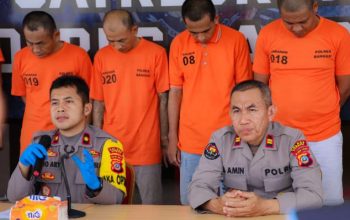 Polres Banggai menggelar Press Release terkait tindak pidana pengeroyokan