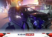 Sopir Mengantuk, Mobil Mewah Tabrak Pot Bunga dan Tiang Lampu di MT Haryono, Kerugian Capai Puluhan Juta!