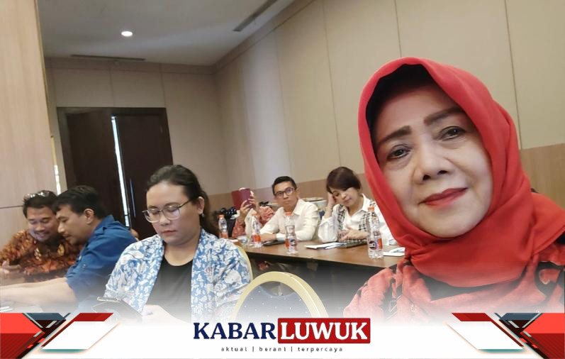 Dr. Titik Haryati M.Pd dari DPP Asosiasi Dosen Indonesia (kanan) di sela Bimtek Implementasi Kebijakan Layanan Pemenuhan Hak Anak atas Pengasuhan dan Lingkungan bagi SDM Lembaga Profesi di Bogor, Rabu (12/6/2024). (Foto: Dok. pribadi)