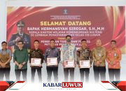 Kakanwil Kemenkumham Sulteng Beri Penghargaan untuk Empat Orang Pahlawan Lapas Luwuk