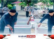 Wakil Bupati Banggai Hadiri Upacara Ziarah dan Tabur Bunga di TMP Tanjung Tuwis Luwuk untuk Hari Bhayangkara ke-78