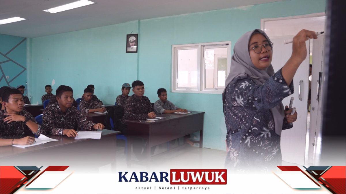 PT Indonesia Morowali Industrial Park (IMIP) mengirim 41 guru bantu berkualitas ke 9 akses pendidikan di Kecamatan Bahodopi, Kabupaten Morowali