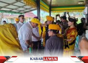 Ahmad Ali Dilepas Secara Adat Kaili dari Souraja Sebelum Daftar ke KPU Sulteng