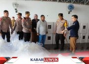 Kapolda Sulteng Pantau Logistik Pilkada 2024 di KPU Banggai, Tegaskan Keamanan Jadi Prioritas