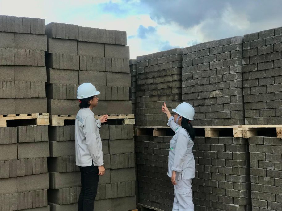 Inovasi Slag Nikel Jadi Bata Berkualitas Tinggi