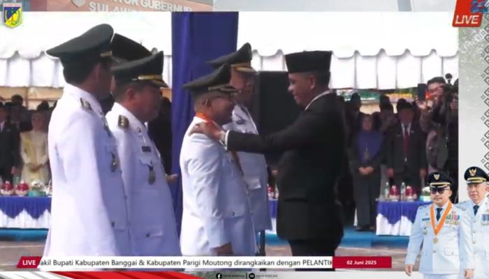 Gubernur Sulteng Lantik Bupati dan Wakil Bupati Banggai