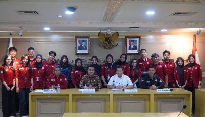Andhika Mayrizal Amir Terima Kunjungan SMAN Model Mandani Palu di Kantor Senayan